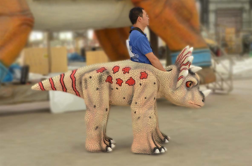 Detailed Walkable Cartoon Dragon Wear