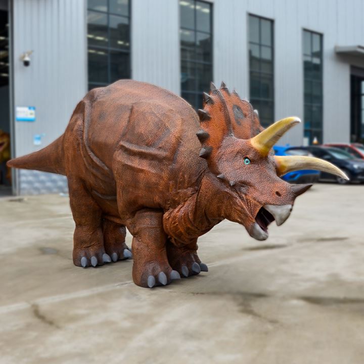 Disfraz de dinosaurio Triceratops con personalización 3D